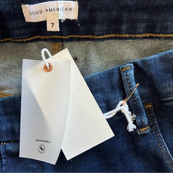 Good American Good Legs Flare Jeans New With Tags - Picture 4 of 4